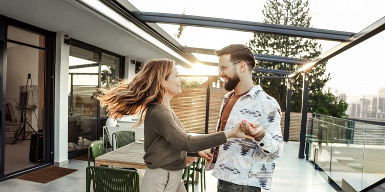 Textile Beschattung – Moderne Sonnenschutzlösungen für Terrasse und Garten