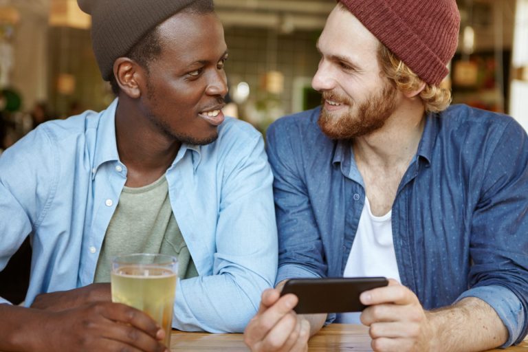 Geld verdienen im Internet: Anfänger Guide mit praktischen Beispielen